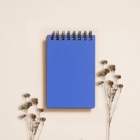 7,5 × 11 cm Ahşap Kapaklı Not Defteri