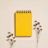 7,5 × 11 cm Ahşap Kapaklı Not Defteri